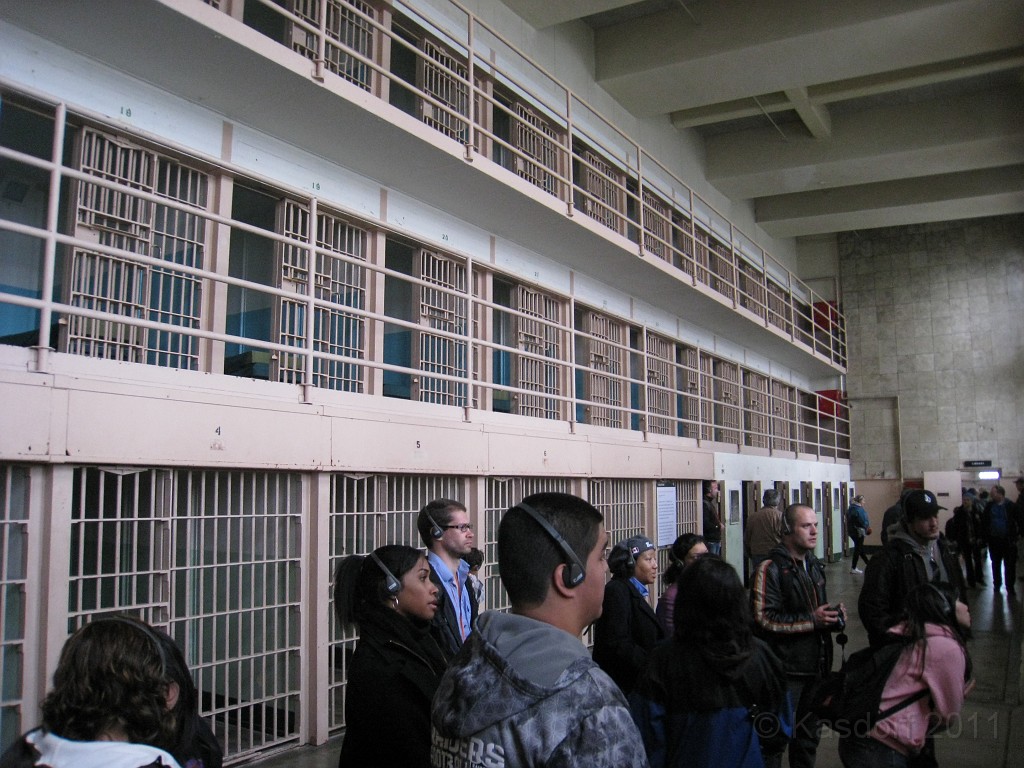 2011 Bay 2 Breakers Saturday 0585.JPG - I was able to participate in the 2011, 100th anniversary of the San Francisco Bay to Breakers 12K race. A great weekend for sight seeing and racing.